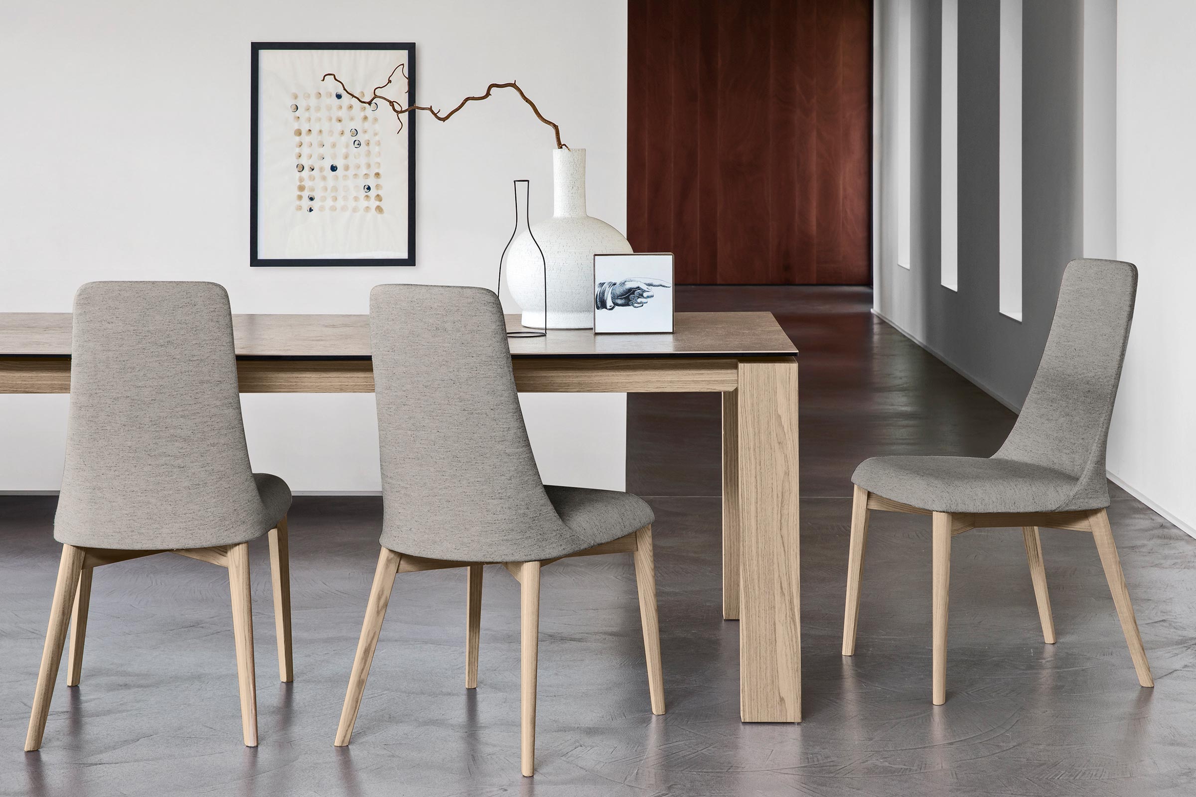 Calligaris omnia Extendable Contemporary Dining Table Medium • Seats 6