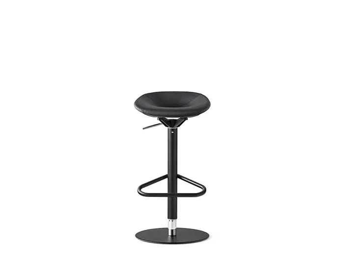 Palm: Backless stool with wooden base | Calligaris New York