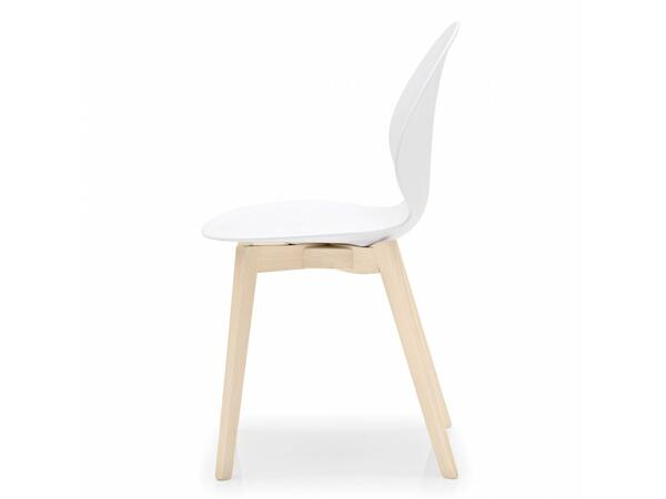 Basil Chair with wooden base CS1348 | Calligaris