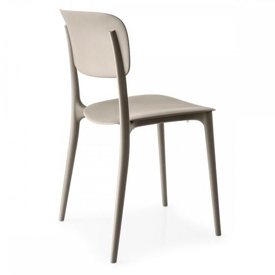 Liberty: Stackable plastic chair for outdoor | Calligaris