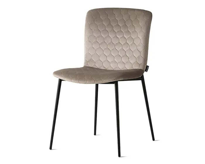 Calligaris カリガリス ダイニングチェア Love CS1885-A Love: Upholstered quilted chair with metal frame | Calligaris New York