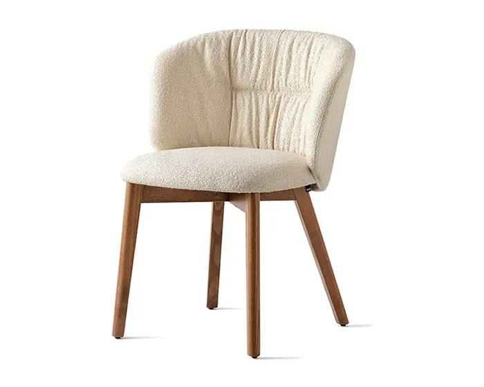 みさみさ Calligaris ISOLA chair Sweel: Upholstered chair with wooden base | Calligaris New York