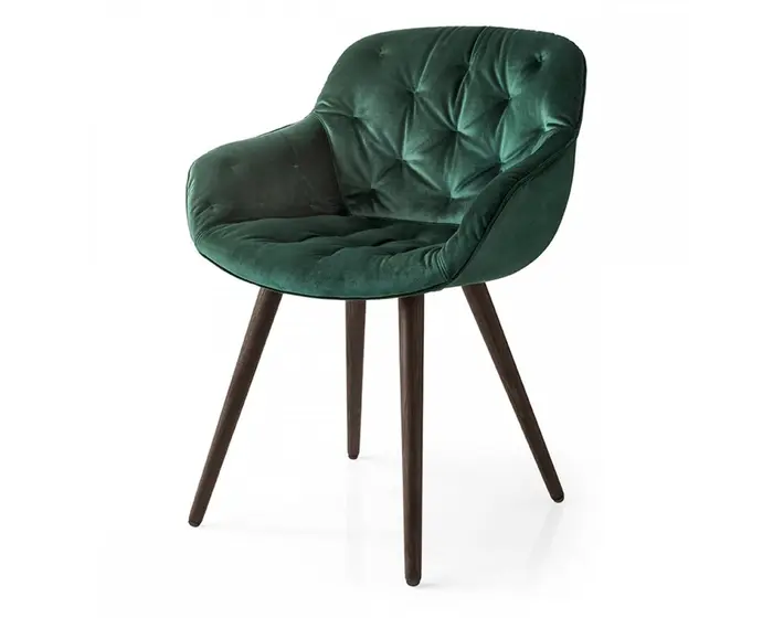 あささ 1/2 Calligaris ISOLA chair Igloo: Armchair with plush seat and wooden legs | Calligaris New York