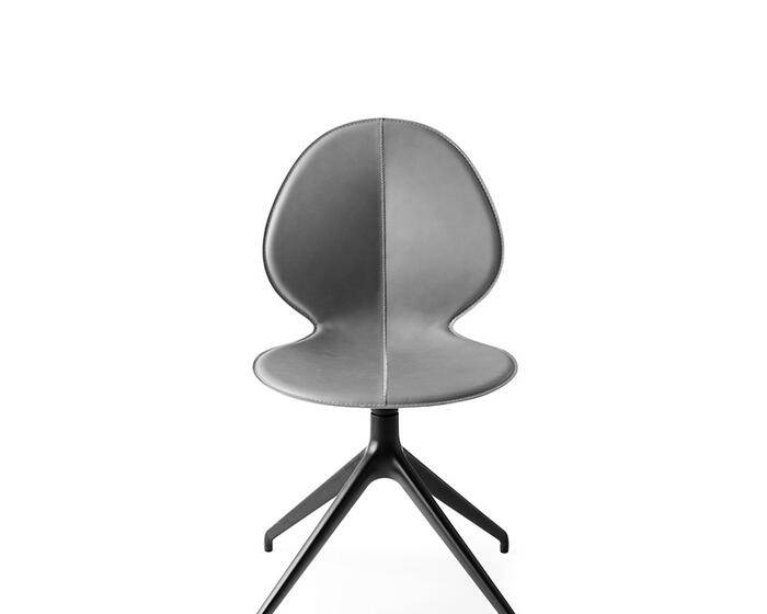 Basil: Chair with plastic seat and swivel base | Calligaris New York