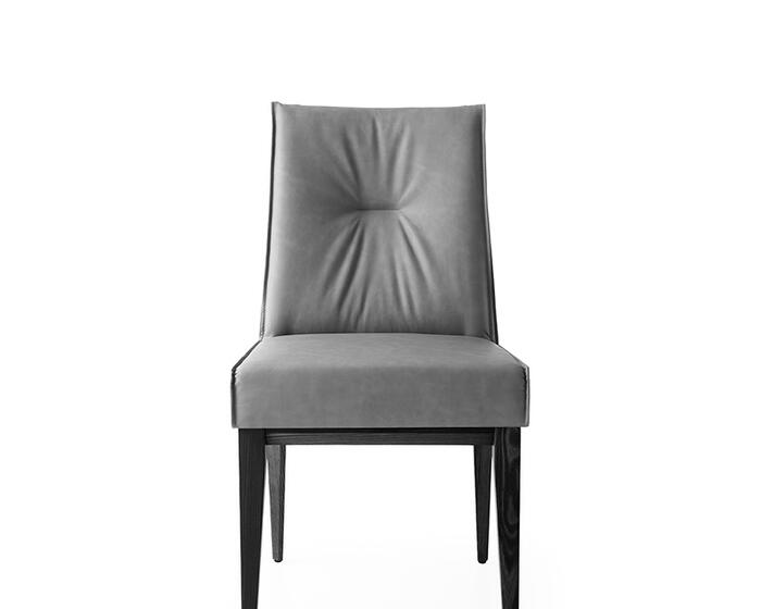 Romy: Chair with plush seat and wooden base | Calligaris New York