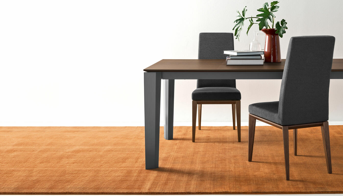 Delta 63in to 86.5in Extendable Dining Table | Calligaris