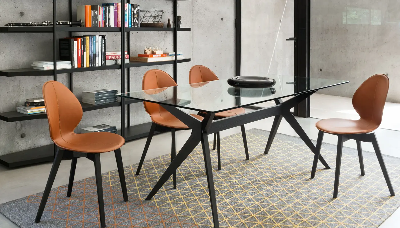 カリガリス　ダイニングテーブル　Calligaris　KENT Kent: Table with rectangular top and central wooden base