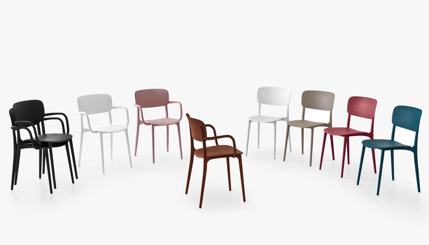 Liberty: Stackable plastic chair for outdoor | Calligaris New York