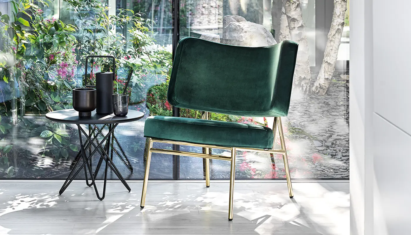 Coco: Upholstered lounge chair with metal frame | Calligaris New York