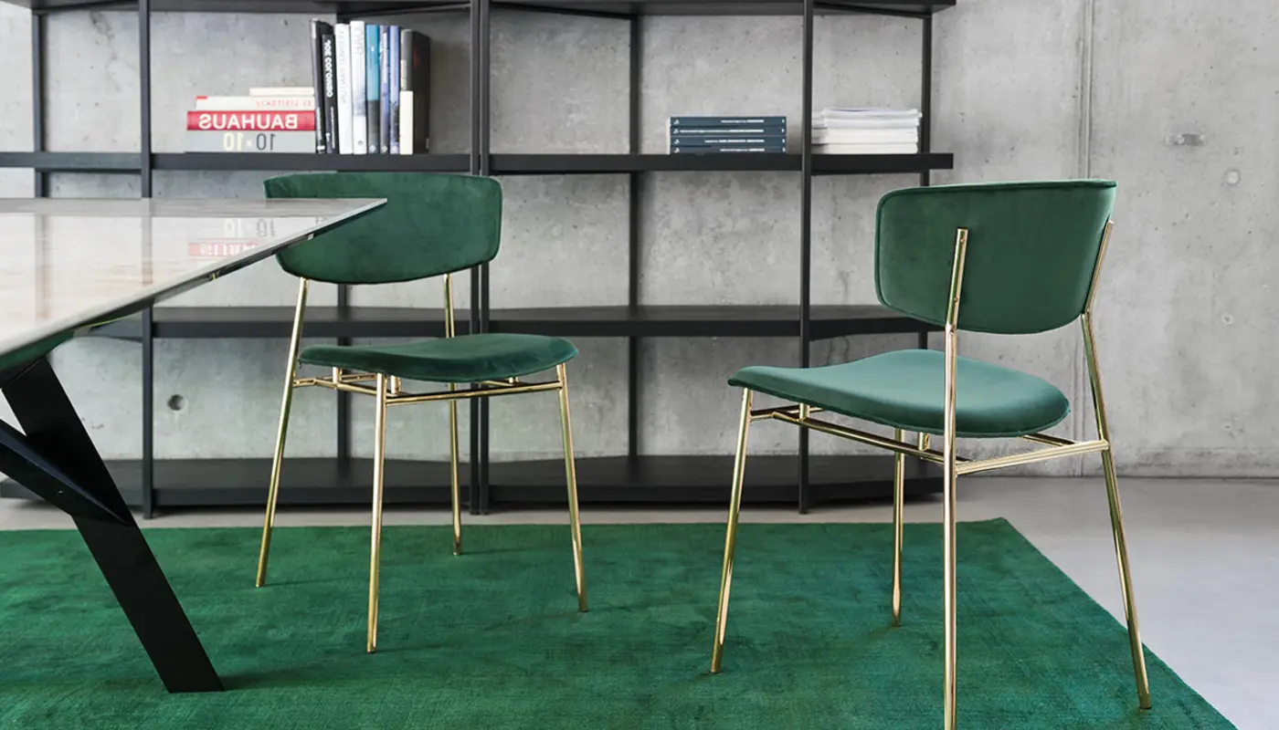 Fifties: Metal chair with upholstered seat and back | Calligaris