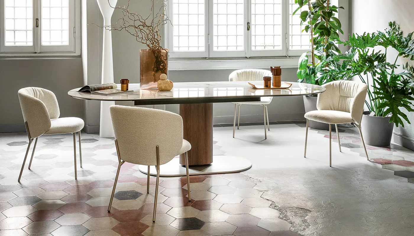 Sweel: Upholstered chair with metal base | Calligaris New York